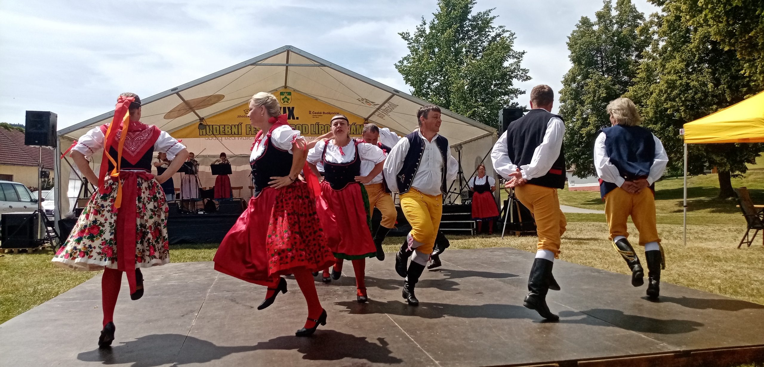 Úvodní tanec Bavorov