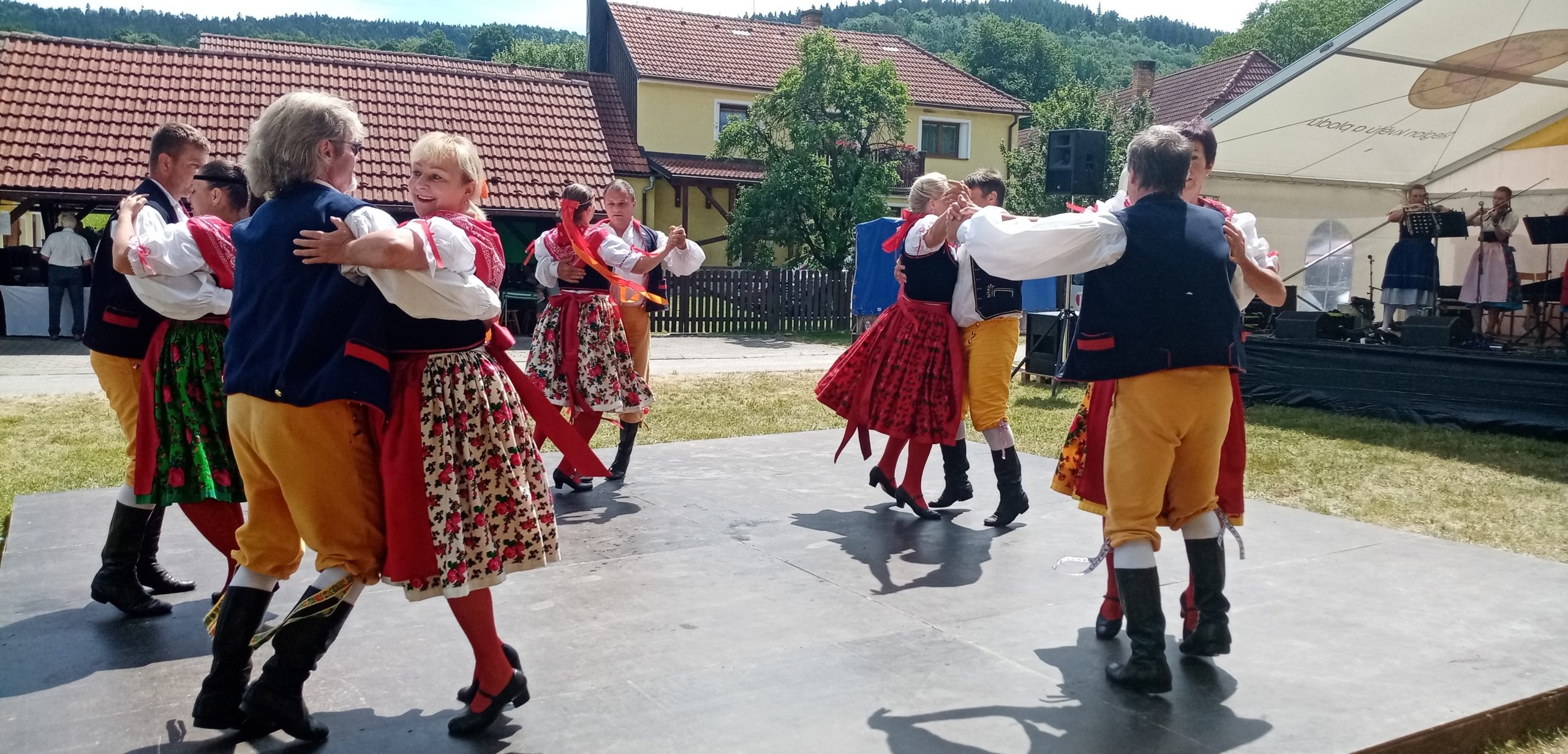 Úvodní tanec Bavorov