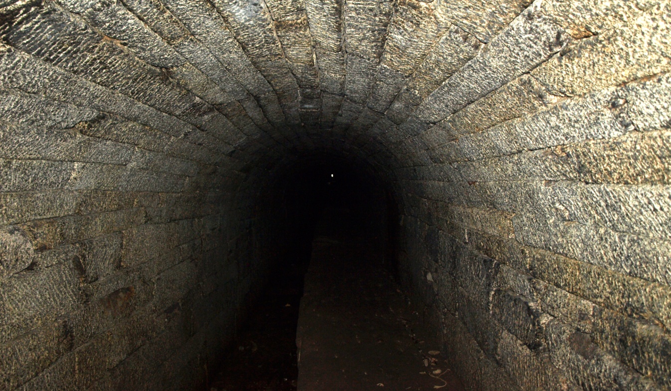 Plavební tunel